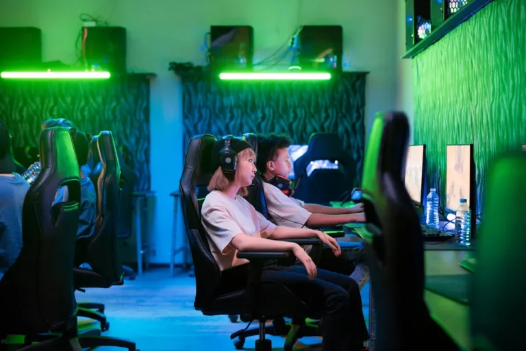 6 Co-op Games You Can Play Online With Friends Tonight